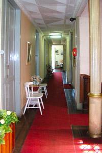 Aymore Hotel 2*